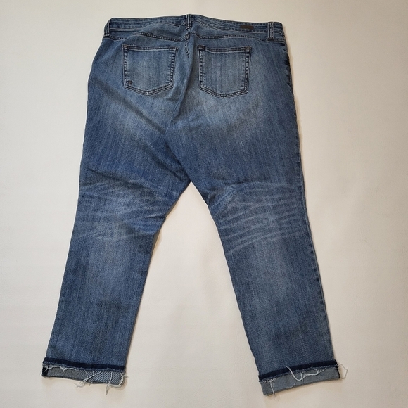 Kut From The Kloth Womens Jeans Uma Boyfriend Style Distressed Frayed Hem Sz 18W - Picture 3 of 7